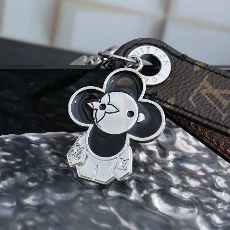 StreetReady Louis Vuitton Keychains 267433