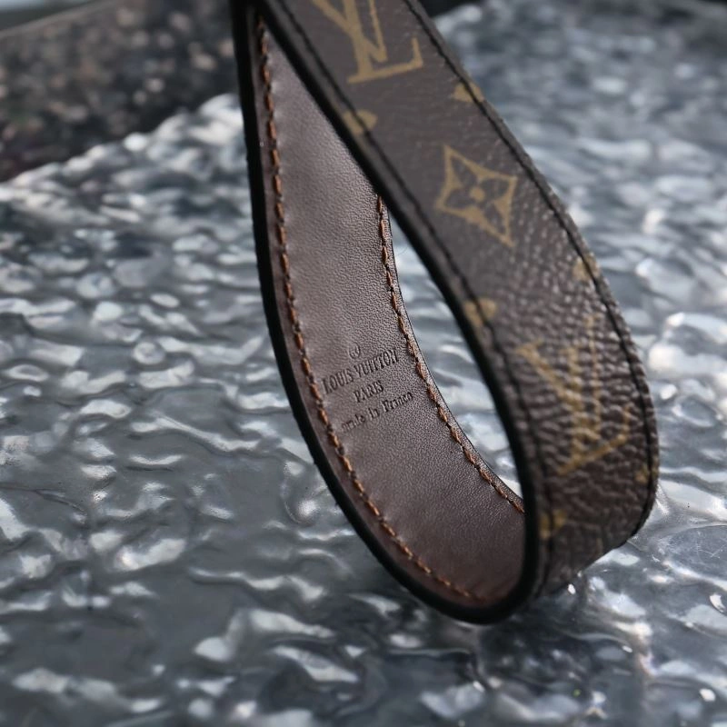 StreetReady Louis Vuitton Keychains 267433