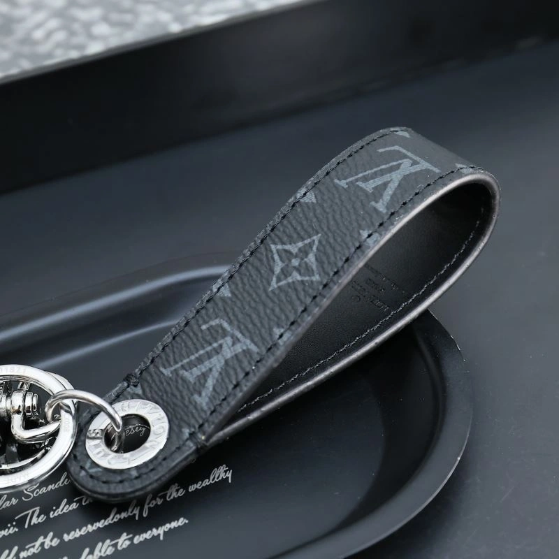 Louis Vuitton Keychains Elegant 267432