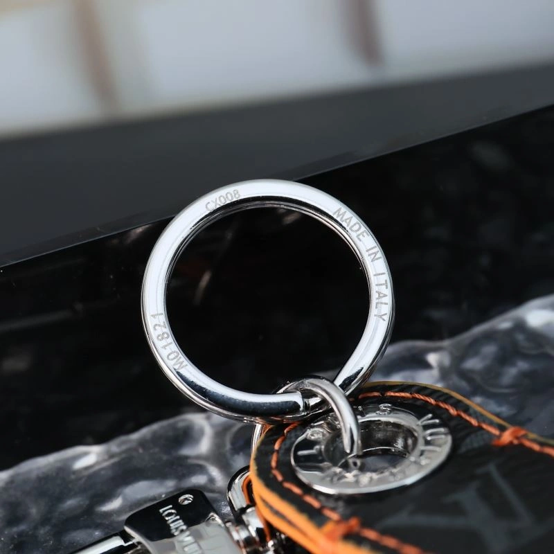 Stylish Louis Vuitton Keychains 267415