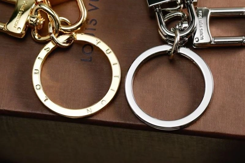 Louis Vuitton Keychains Effortless 267409