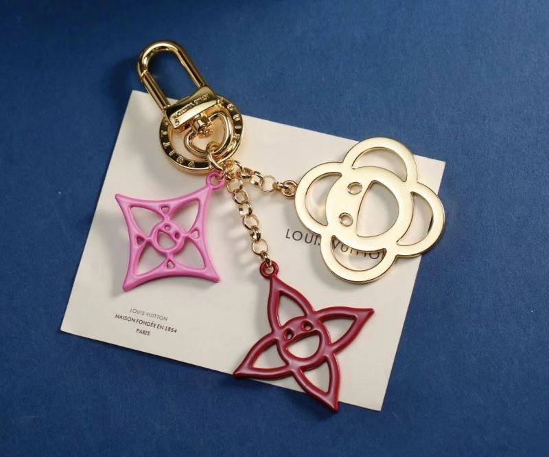 Casual Louis Vuitton Keychains 267412