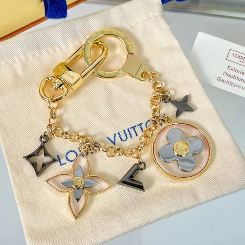 Louis Vuitton Keychains UrbanChic 267397