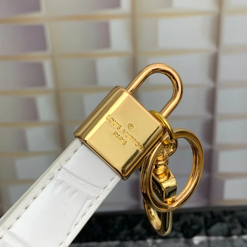 Louis Vuitton Keychains Breathable 266742