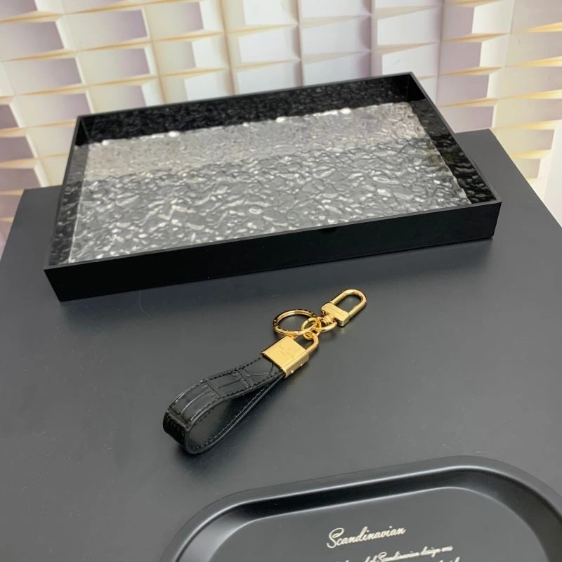 Louis Vuitton Keychains ModernLook 266739