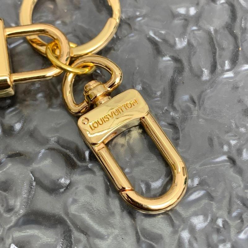 Louis Vuitton Keychains ModernLook 266739