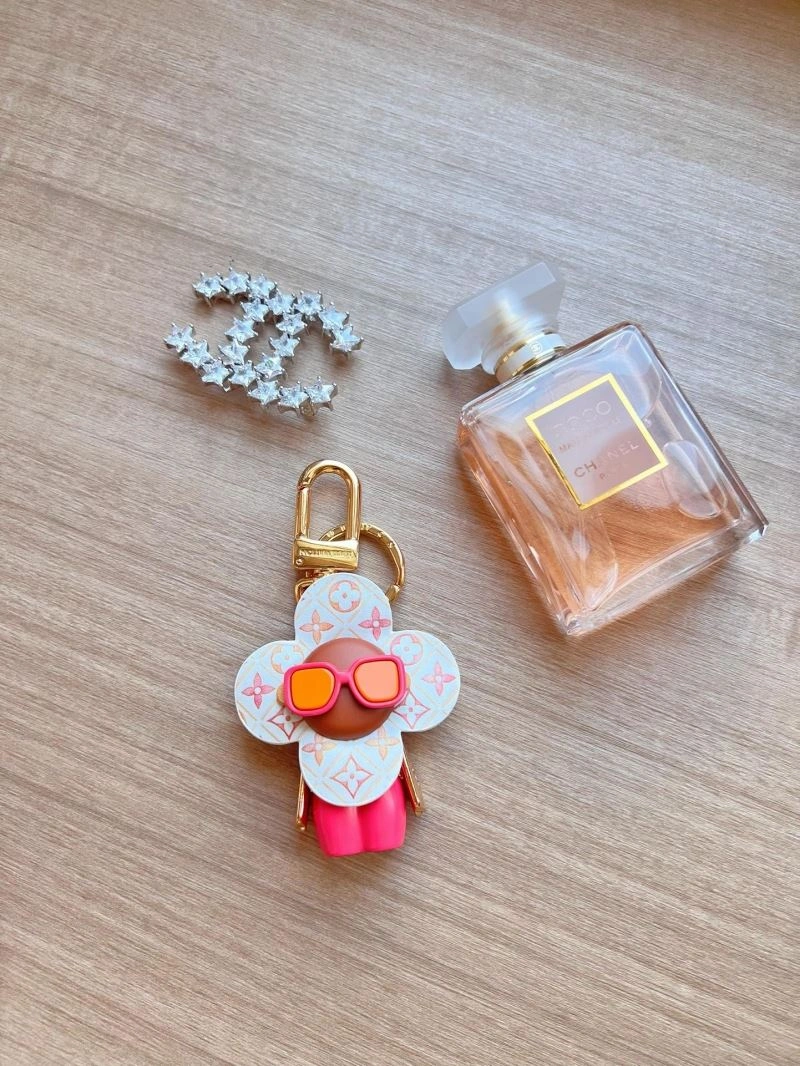 Louis Vuitton Keychains MultiPurpose 265883