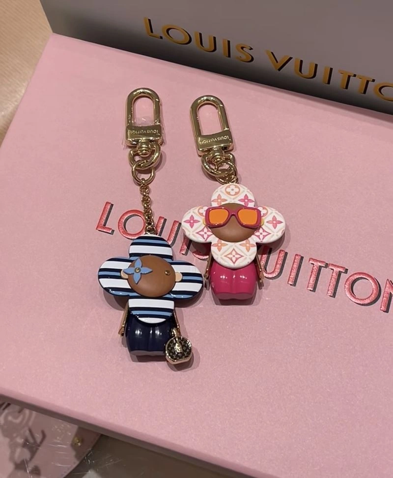 Louis Vuitton Keychains MultiPurpose 265883