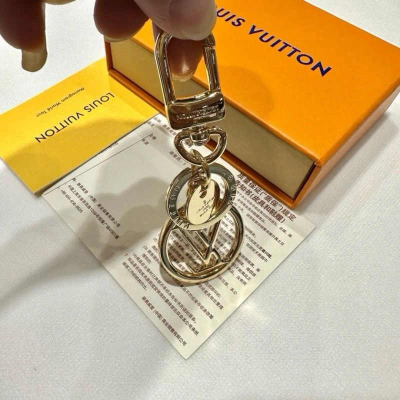Louis Vuitton Keychains Effortless 266738