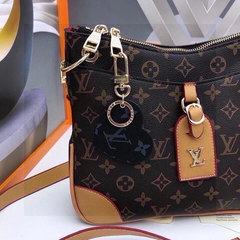 Supportive Louis Vuitton Keychains 266706