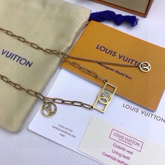 MultiPurpose Louis Vuitton Keychains 266708