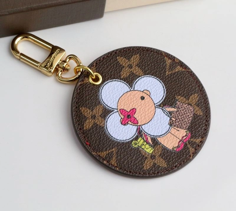 ModernLook Louis Vuitton Keychains 266718