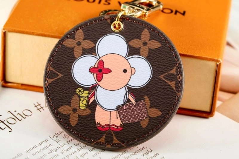 ModernLook Louis Vuitton Keychains 266718