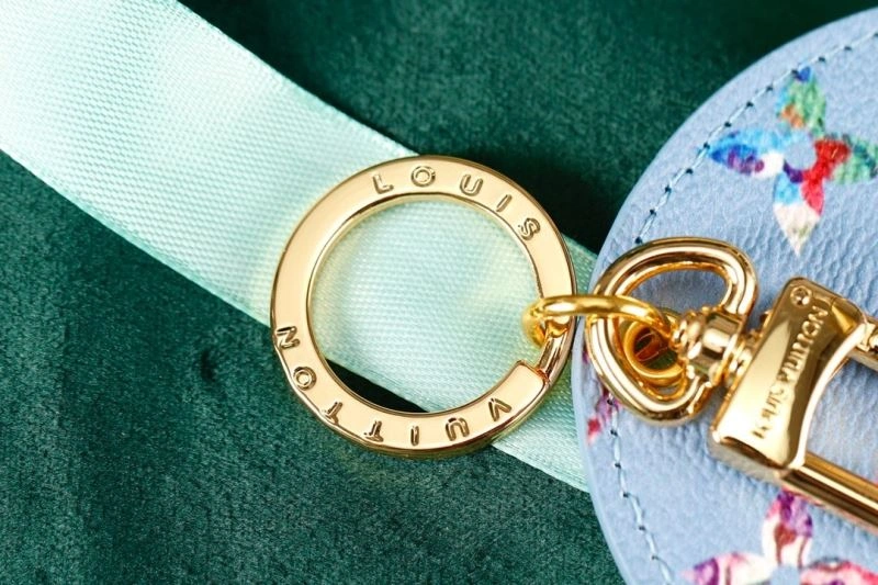MultiPurpose Louis Vuitton Keychains 266700