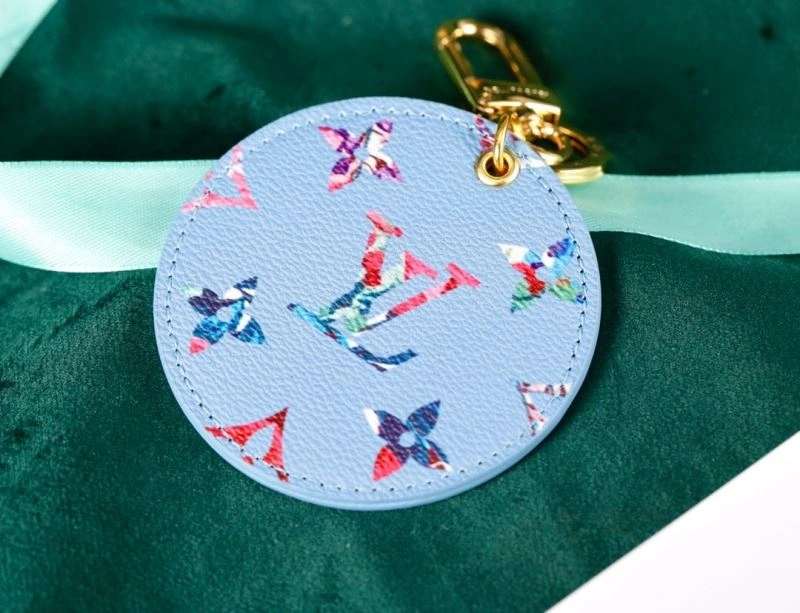MultiPurpose Louis Vuitton Keychains 266700