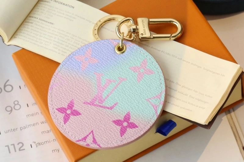 Louis Vuitton Keychains Attractive 266697