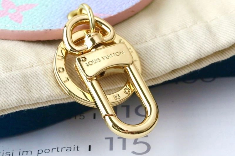 Louis Vuitton Keychains Attractive 266697