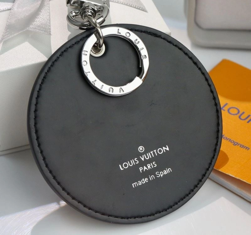 Louis Vuitton Keychains Breathable 266694