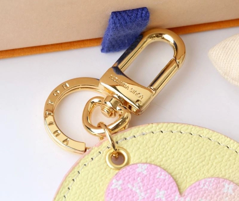 MoistureWicking Louis Vuitton Keychains 266693