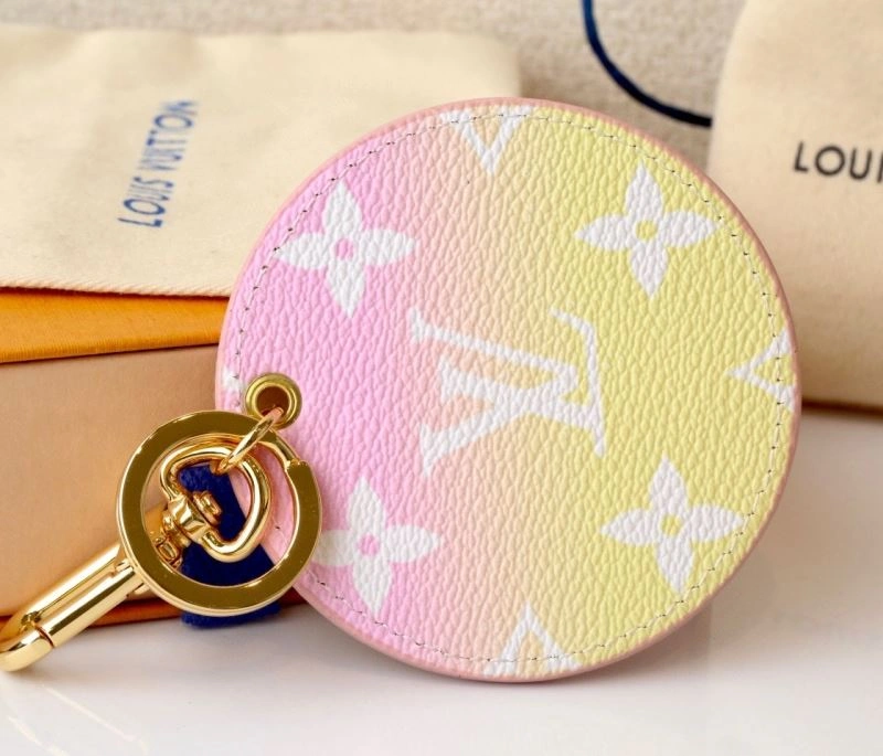 MoistureWicking Louis Vuitton Keychains 266693