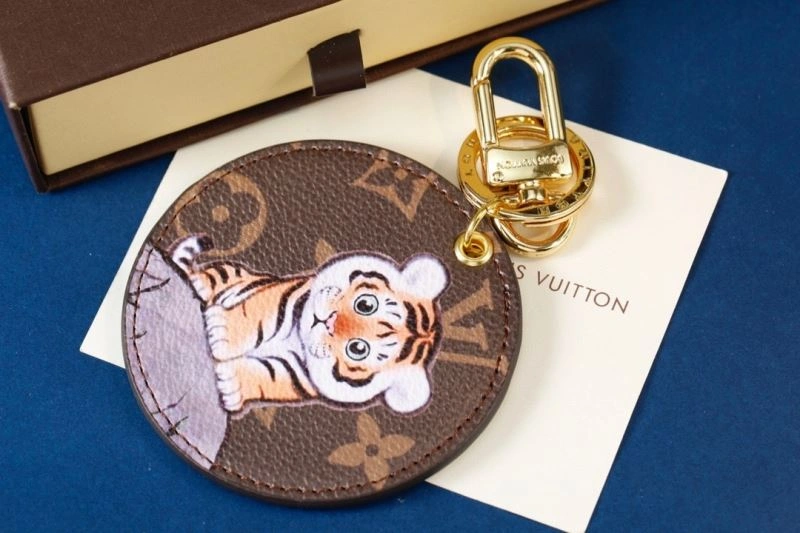 WellDesigned Louis Vuitton Keychains 266691