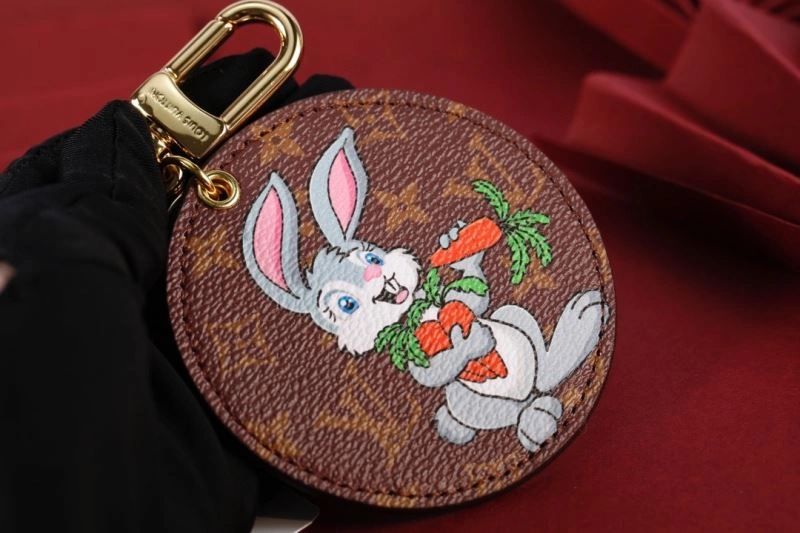 HighQuality Louis Vuitton Keychains 266687