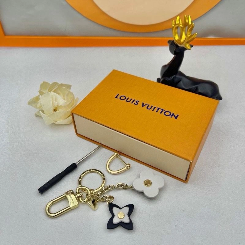 Louis Vuitton Keychains StreetReady 266669