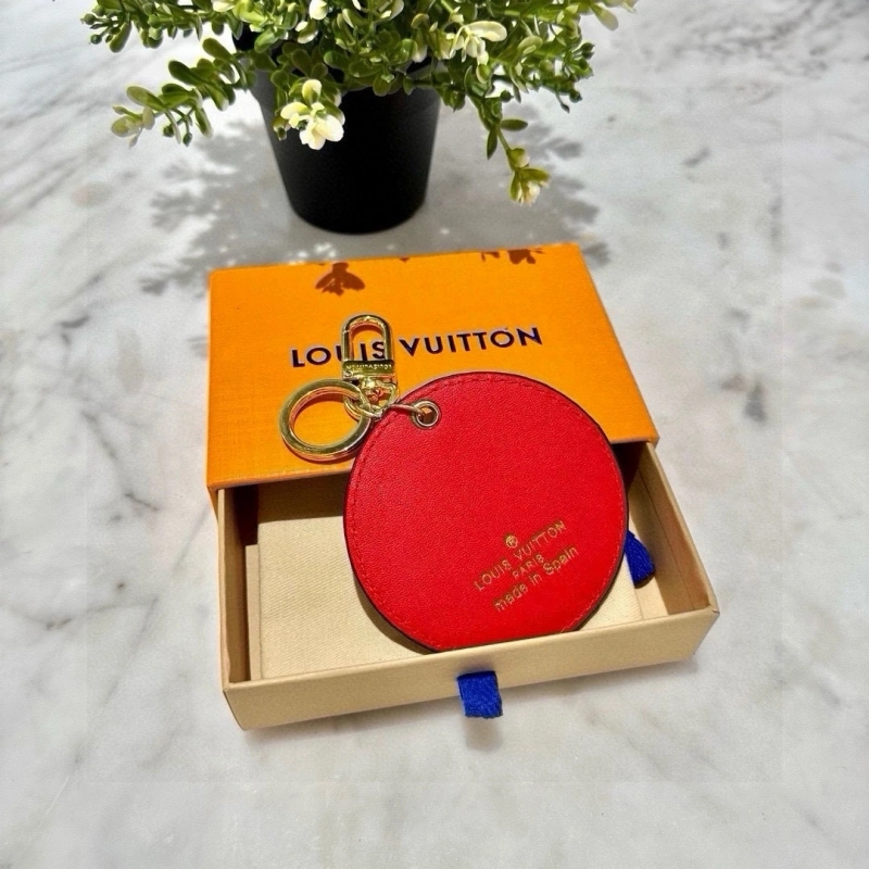 Sleek Louis Vuitton Keychains 266445