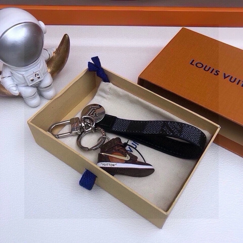 Louis Vuitton Keychains Soft 266412