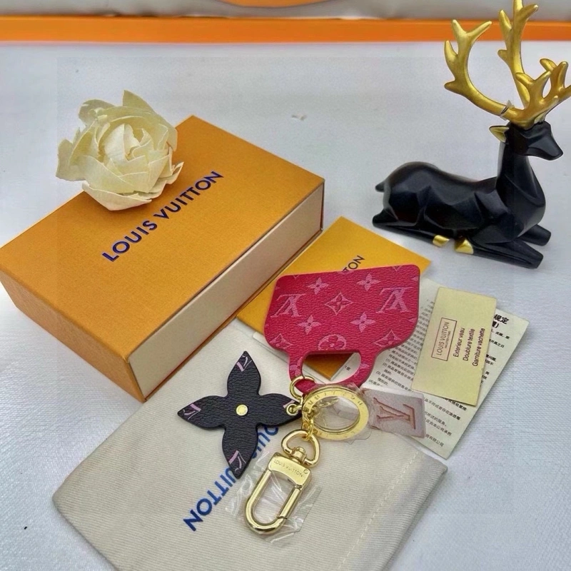 Breathable Louis Vuitton Keychains 266403