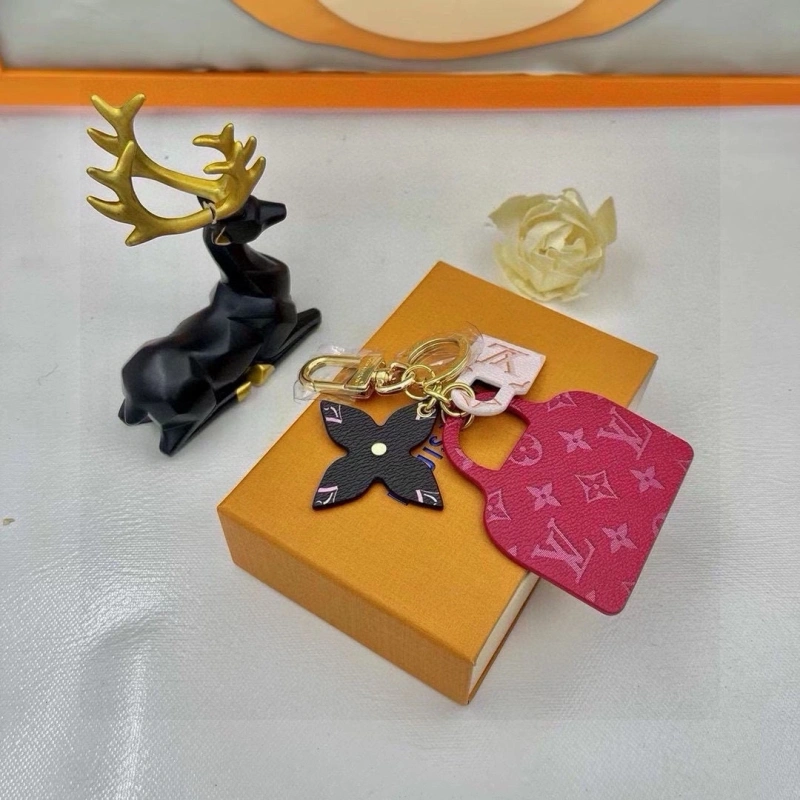 Breathable Louis Vuitton Keychains 266403
