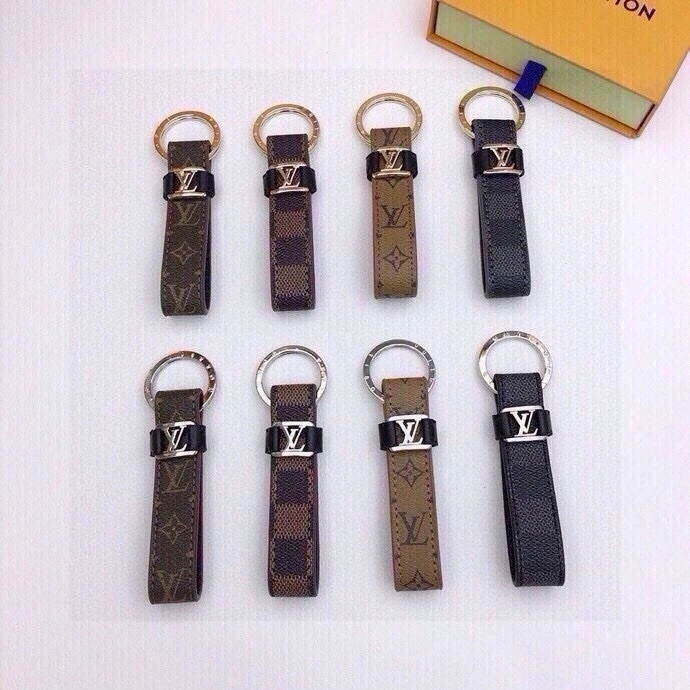 Versatile Louis Vuitton Keychains 266379