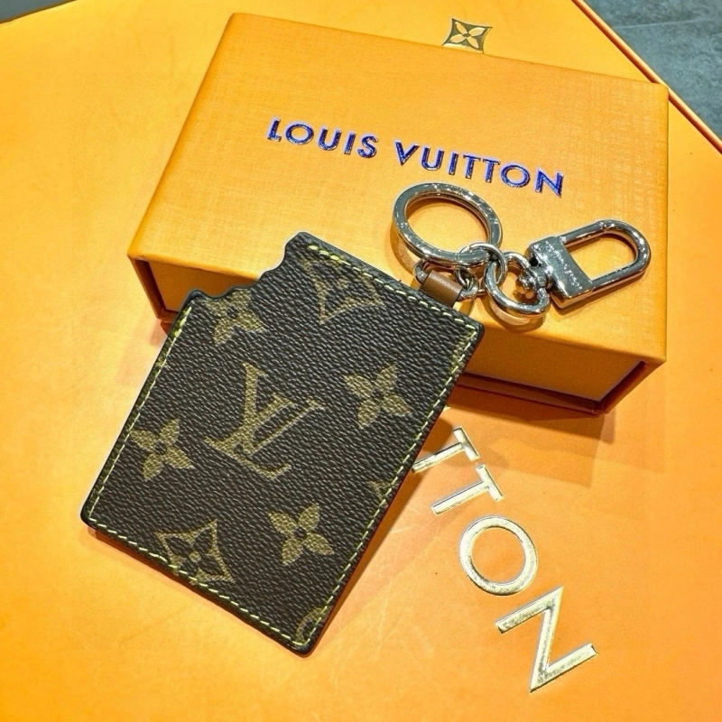 Louis Vuitton Keychains Casual 266401