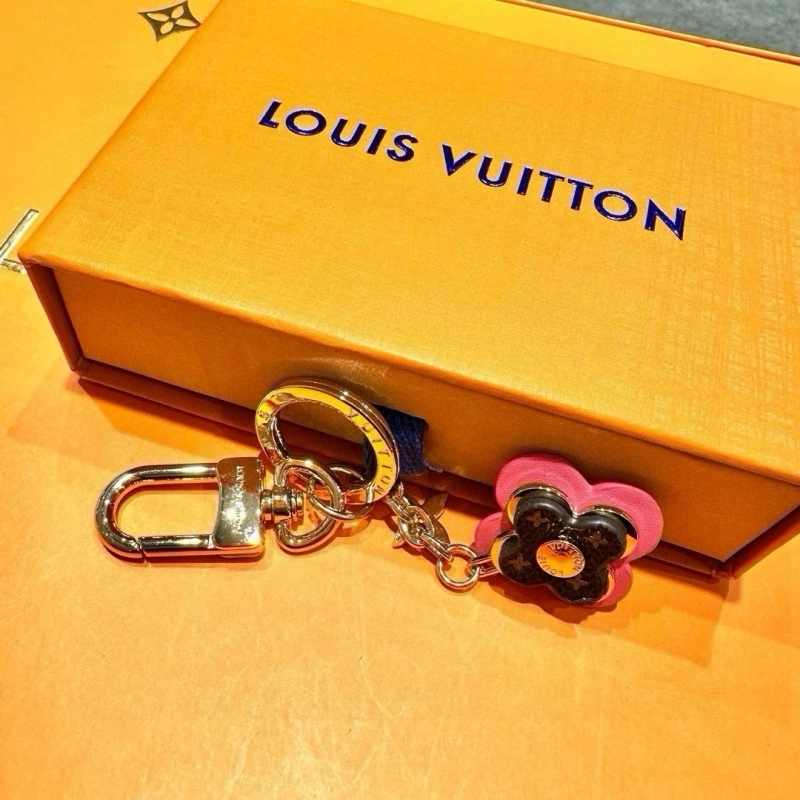 NewStyle Louis Vuitton Keychains 266392
