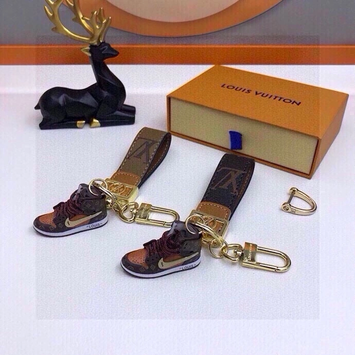 SoftTouch Louis Vuitton Keychains 266387