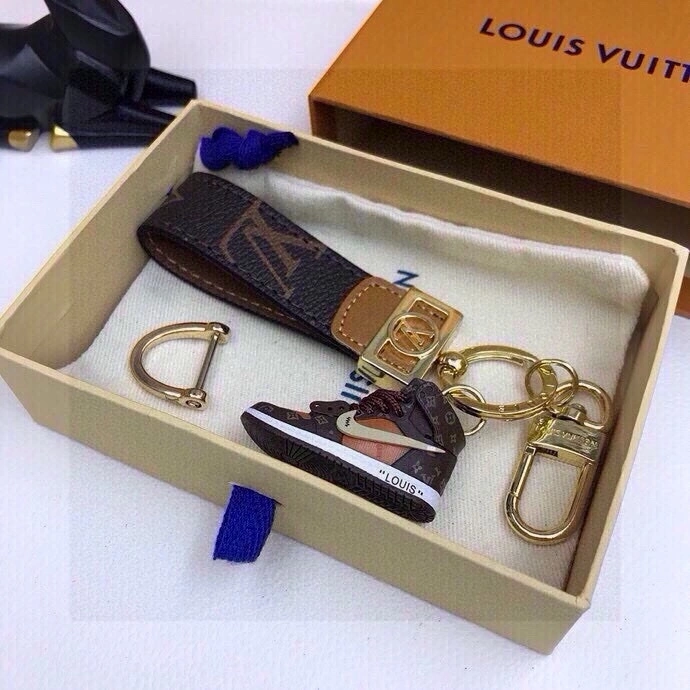 SoftTouch Louis Vuitton Keychains 266387