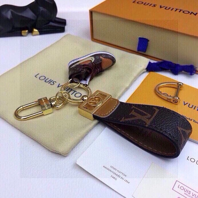 SoftTouch Louis Vuitton Keychains 266387