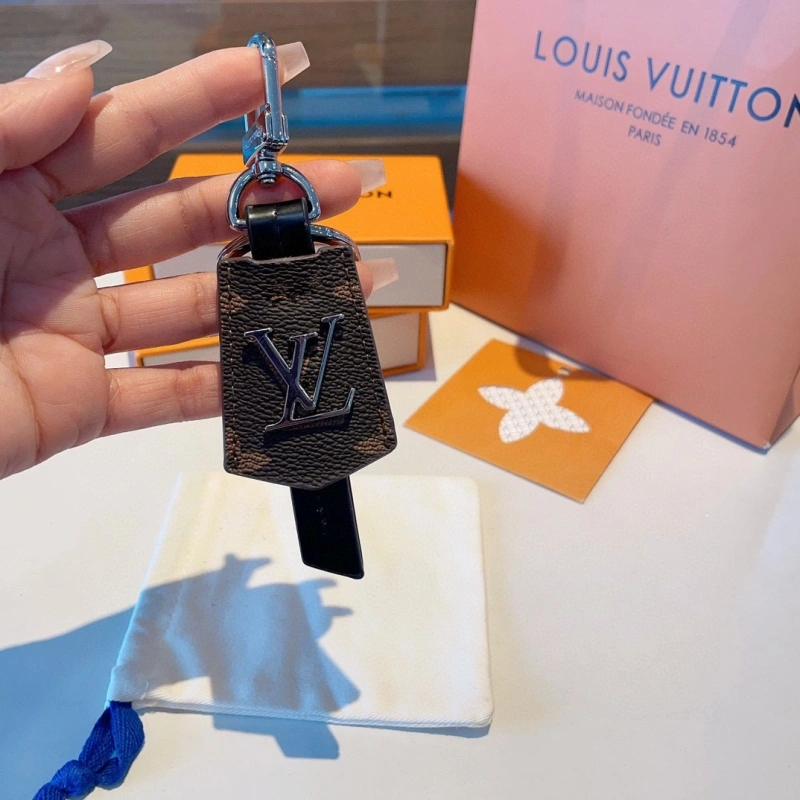 WrinkleFree Louis Vuitton Keychains 266397