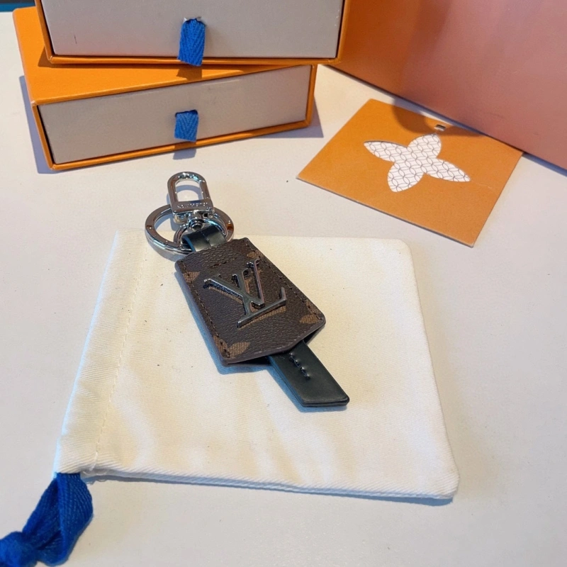 WrinkleFree Louis Vuitton Keychains 266397