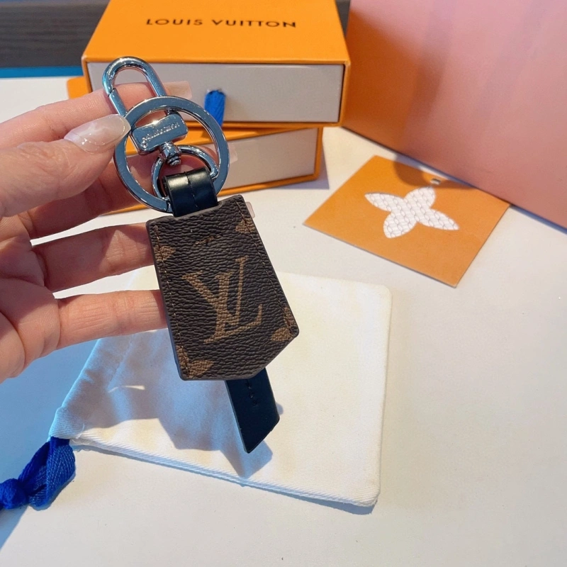 WrinkleFree Louis Vuitton Keychains 266397