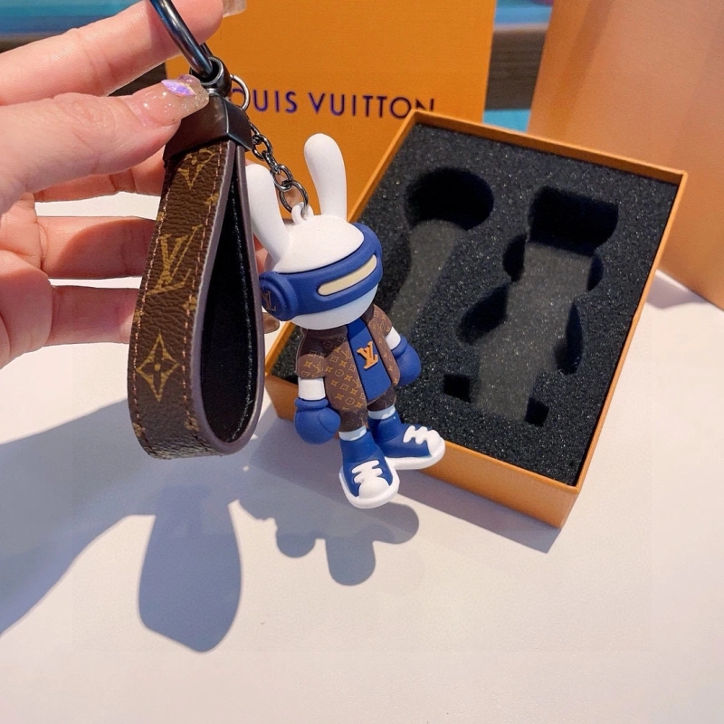 Minimalist Louis Vuitton Keychains 266396