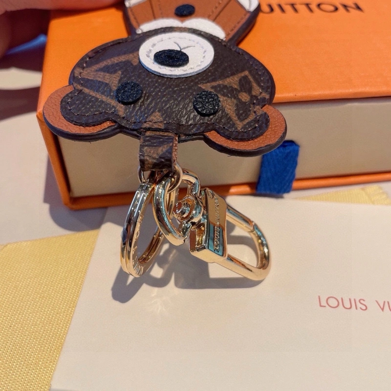 Snug Louis Vuitton Keychains 266385