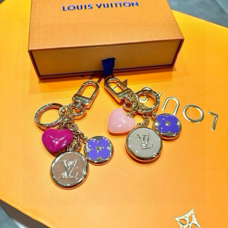 HighPerformance Louis Vuitton Keychains 266367