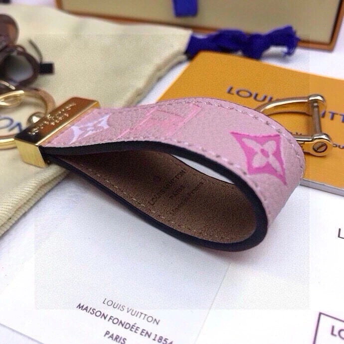 Reliable Louis Vuitton Keychains 266341