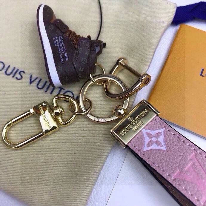 Reliable Louis Vuitton Keychains 266341