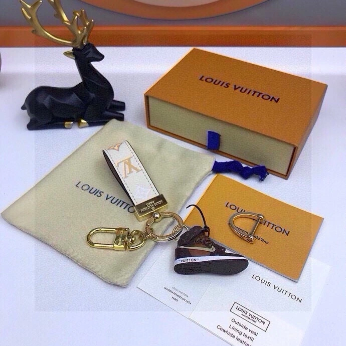 Louis Vuitton Keychains Stretchable 266338