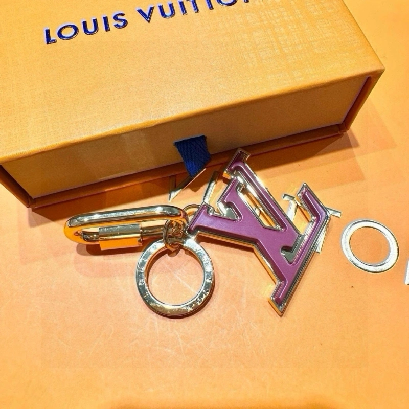 FreshLook Louis Vuitton Keychains 266364