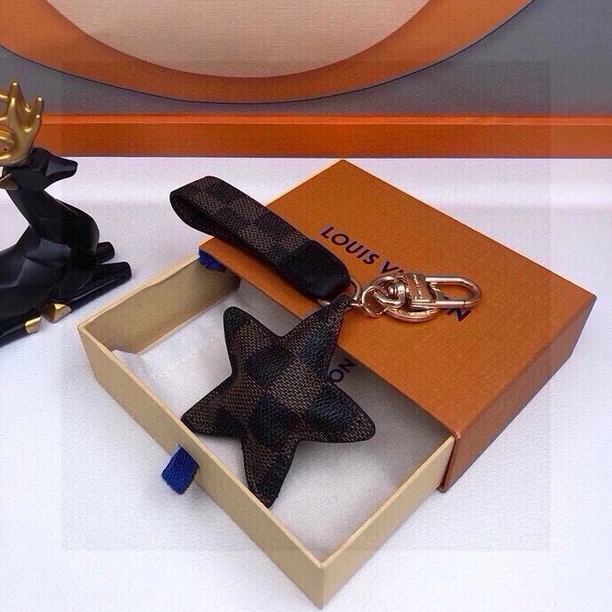 Louis Vuitton Keychains SmartChoice 266340