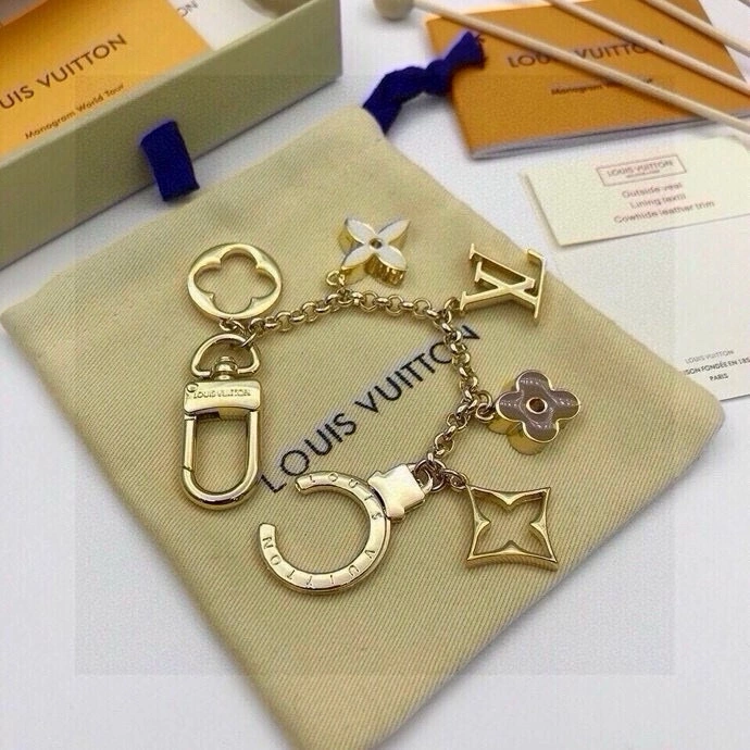 TimelessDesign Louis Vuitton Keychains 266355