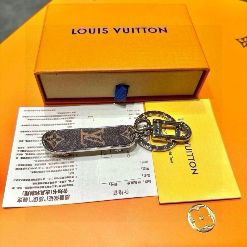 Louis Vuitton Keychains AllSeason 266357